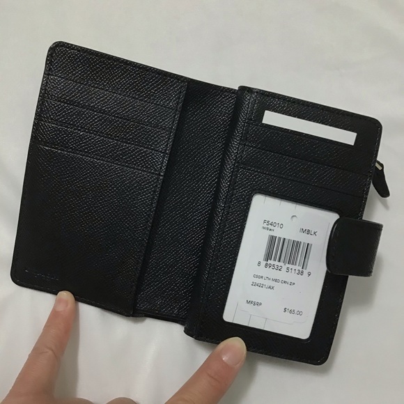 NEW COACH CrossgrainLeather Corner Zip Wallet - Picture 12 of 16